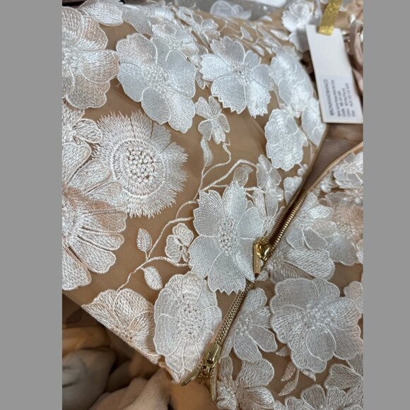 Bronx and Banco Size 6 (Jasmine Maraya Floral Mini dress) - Picture 10 of 10